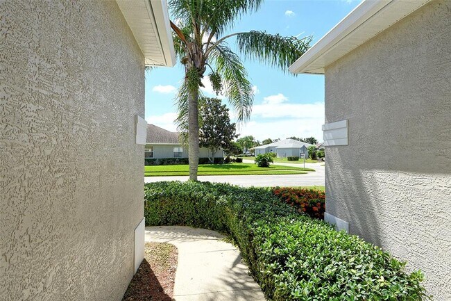 Building Photo - 5001 Sturbridge Ct