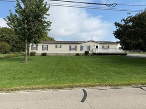 Building Photo - 9859 Shepherd Rd