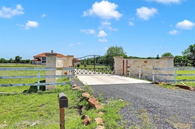 Building Photo - 848 Juliff-Manvel Rd