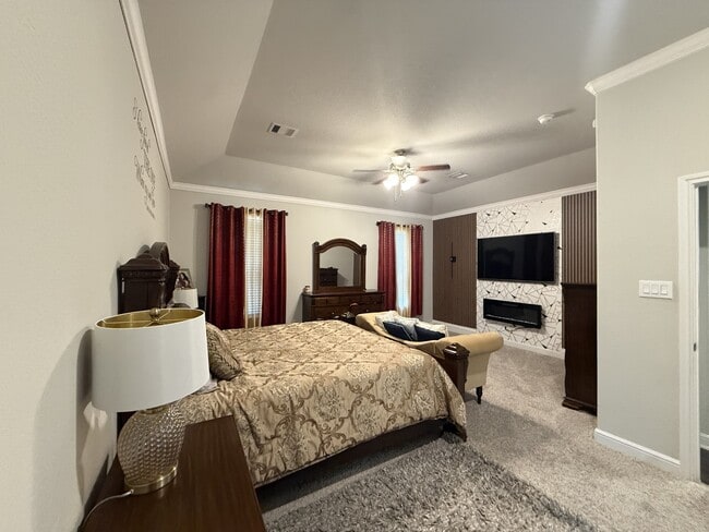 Building Photo - 4811 Lacebark Pne Trl