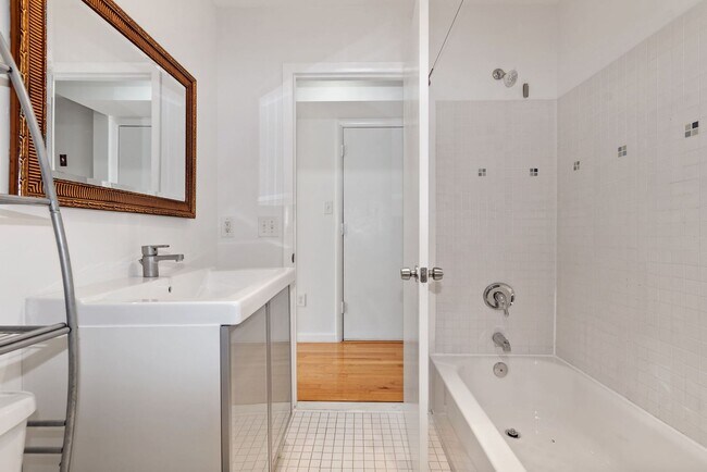 Building Photo - Modern 2B/2B with Parking | Minutes to Brookland Metro, Catholic University, MedStar & Children’s...
