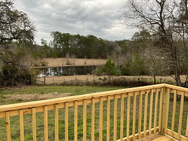 Building Photo - 109 Mitchell Rd