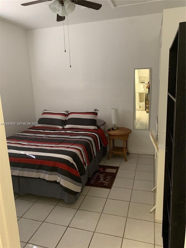 Building Photo - 6102 SW 58th St