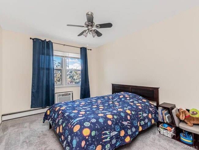 Building Photo - 380 N Broadway