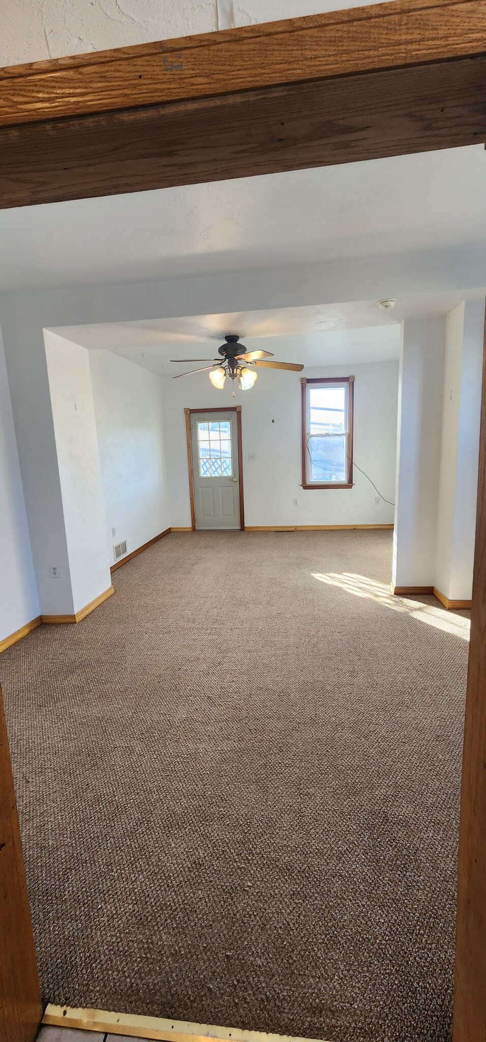 Building Photo - 213 Brown St