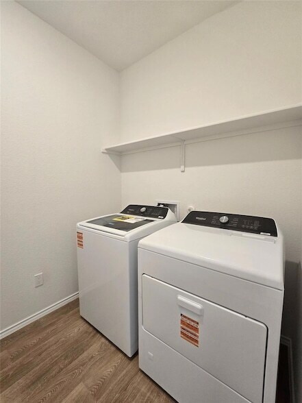 Building Photo - 352 San Juan Trl