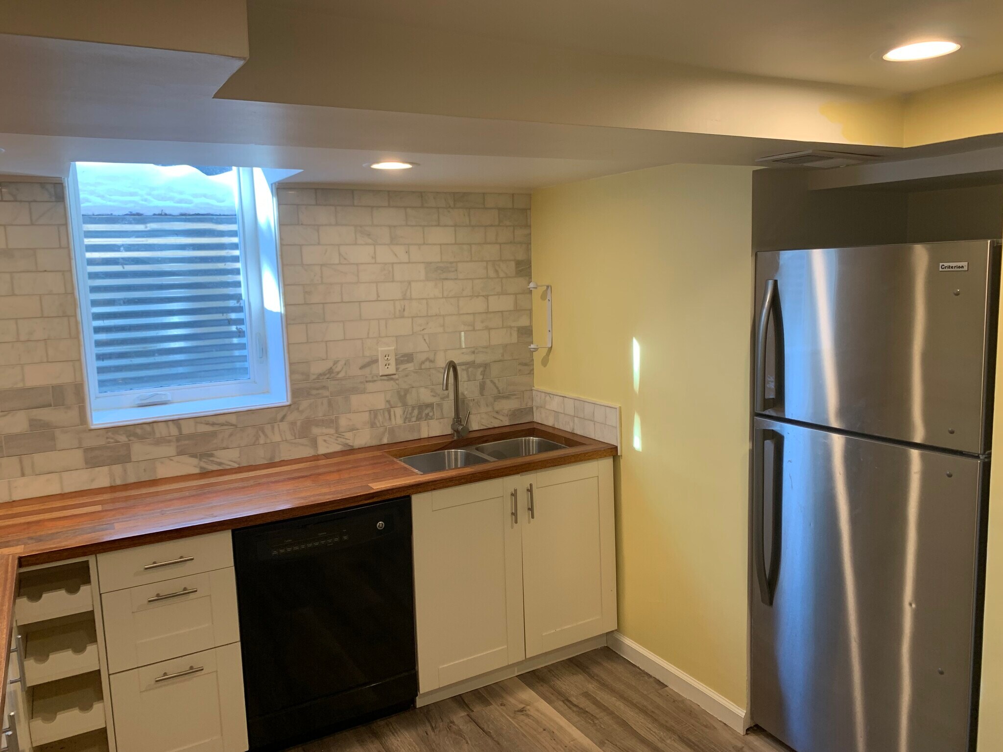 Building Photo - 2541 Bittersweet Ln