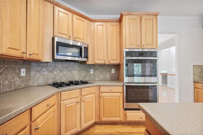 Building Photo - 2024 Wrights Mill Cir NE