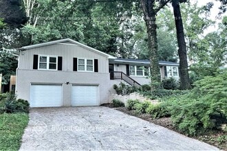 Building Photo - 2846 Cedarbrook Dr