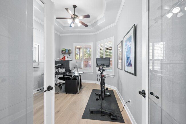 Building Photo - 27 Fury Ranch Pl