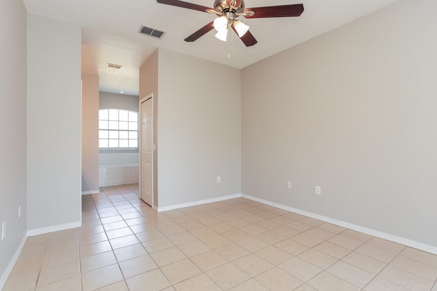 Building Photo - 55 Alicante Ct