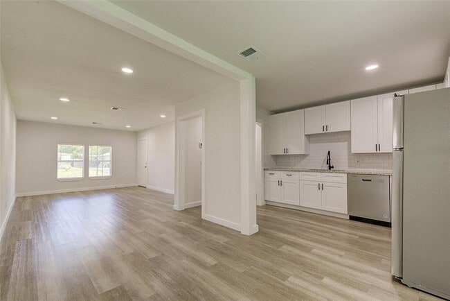Building Photo - 4218 Friar Point Rd