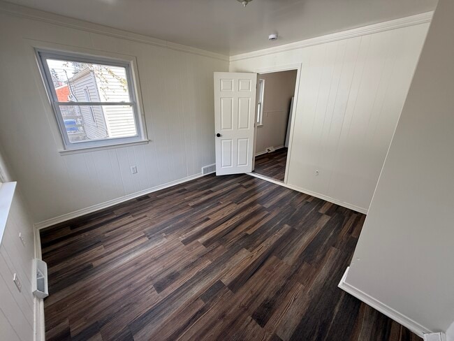 Building Photo - 13155 Sidonie Ave