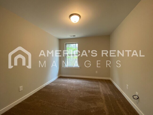 Building Photo - 7945 St.James Dr