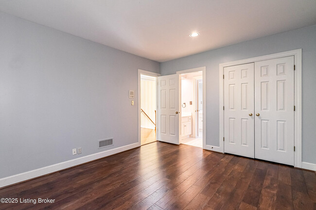 Building Photo - 303 Coralberry Rd