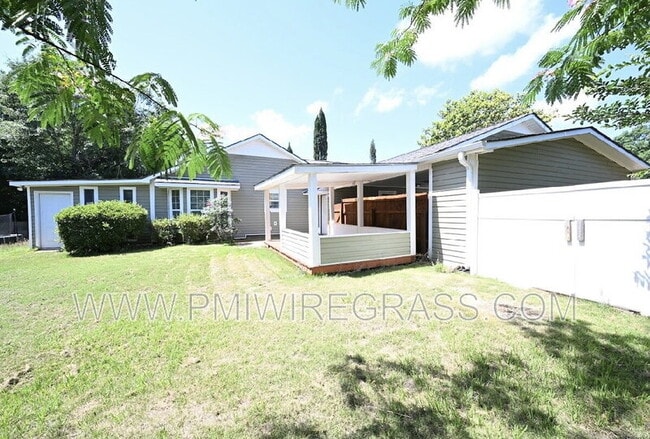 Building Photo - 267 Barbara Dr