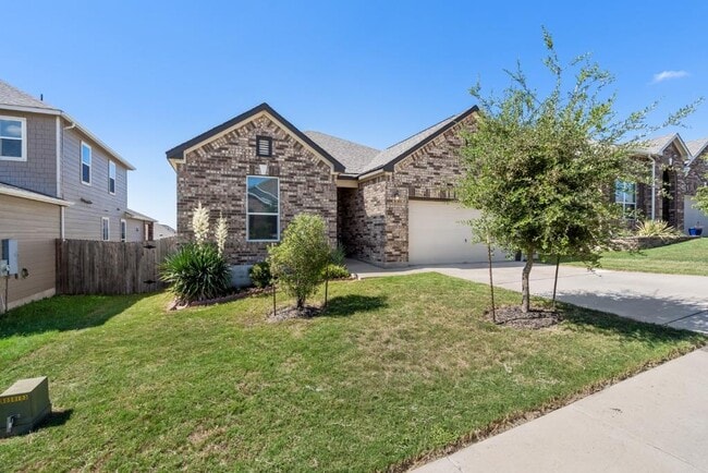 Building Photo - 7712 Peccary Dr