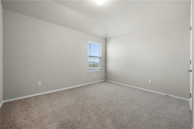 Building Photo - 143 Spiny Lizard Ln
