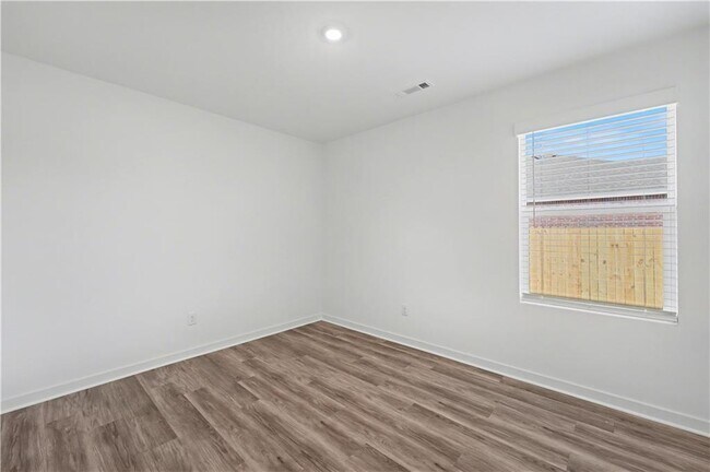 Building Photo - 539 Colorado St