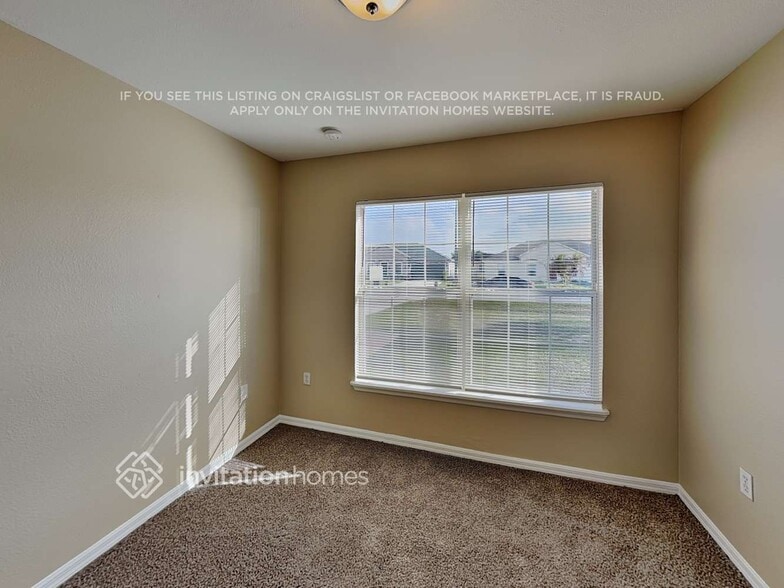 Building Photo - 530 Peace Dr