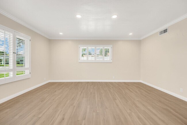 Building Photo - Charming La Habra Corner Lot Home.  4 Bedrooms & 2 Bath