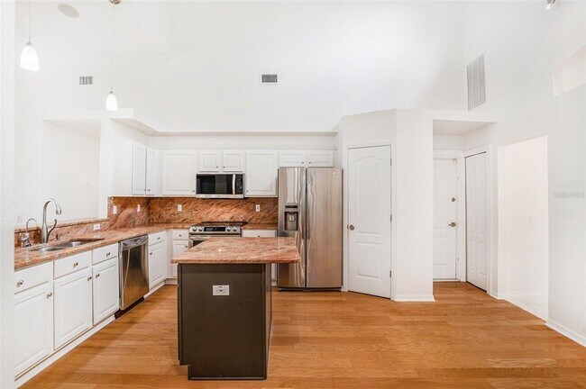 Building Photo - 15008 Arbor Hollow Dr