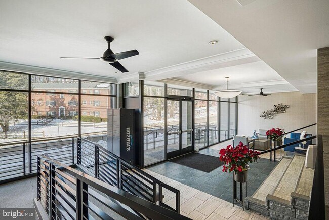 Building Photo - 95 E Wayne Ave