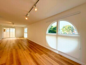 Building Photo - Experience refined coastal living in the h...