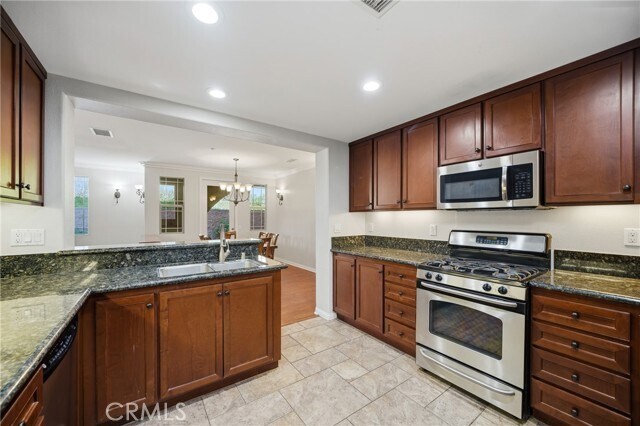 Building Photo - 12422 Benton Dr