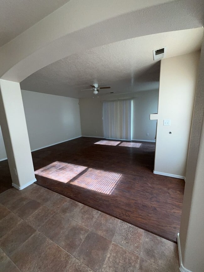 Building Photo - Three Bedroom, two Bath single-story home.