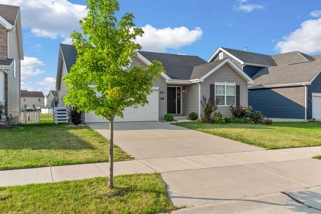 Building Photo - Charming 3-Bedroom Home