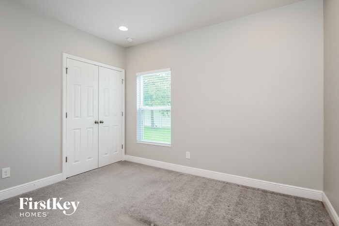 Building Photo - 9309 Oglethorpe Dr