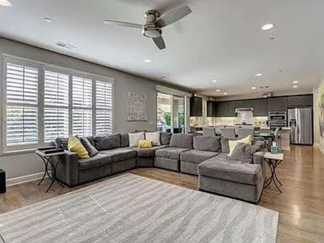 Building Photo - 445 Adobe Estates Dr