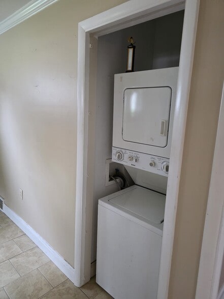 Primary Photo - 540 Boquet St