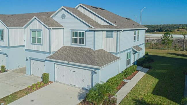 Building Photo - 3851 Plainview Dr
