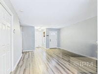 Building Photo - Bright 2 Bed, 1.5 Bath Townhome in New Cumberland!
