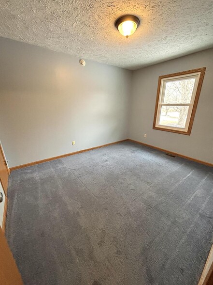 Building Photo - 3445 Dorothy Ln