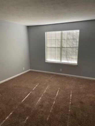 Building Photo - 110 Rolling Meadows Dr