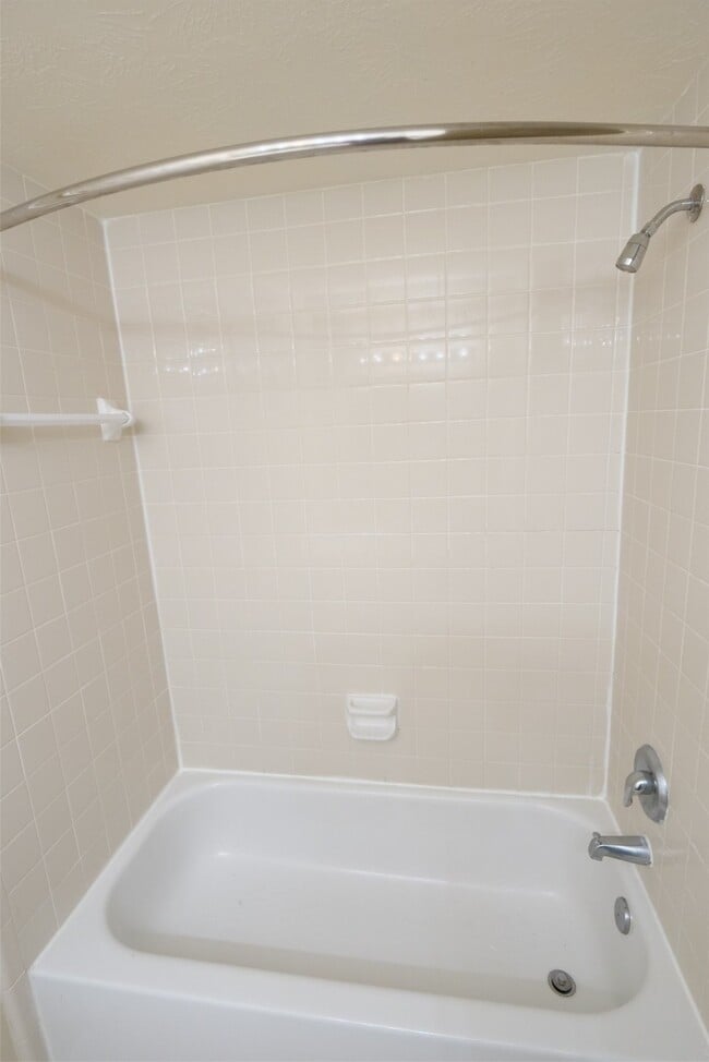 Building Photo - 24731 Cobble Canyon Ln