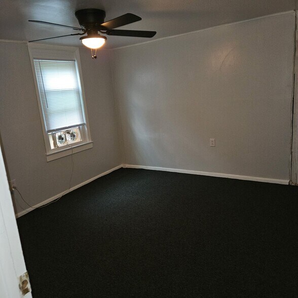 Building Photo - 976 NY-22B