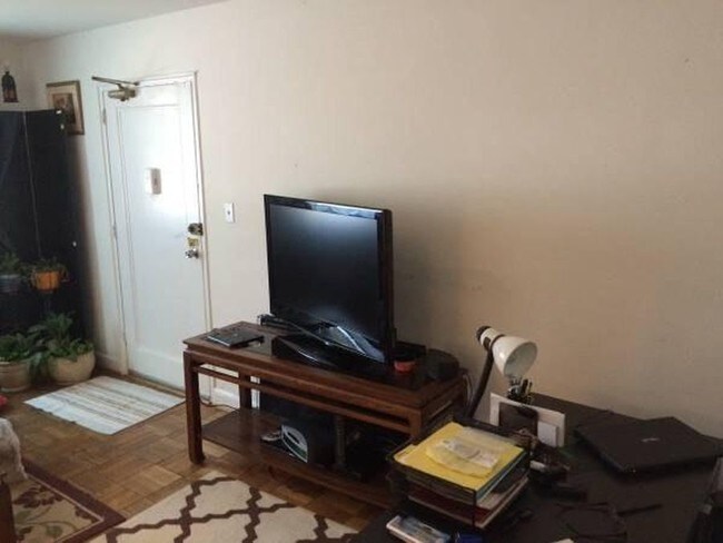 Main room with tenant furniture - 3829 Davis Pl NW