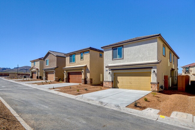 Building Photo - 3 Bedroom, 2 Story Inspirada Home in Anthem!