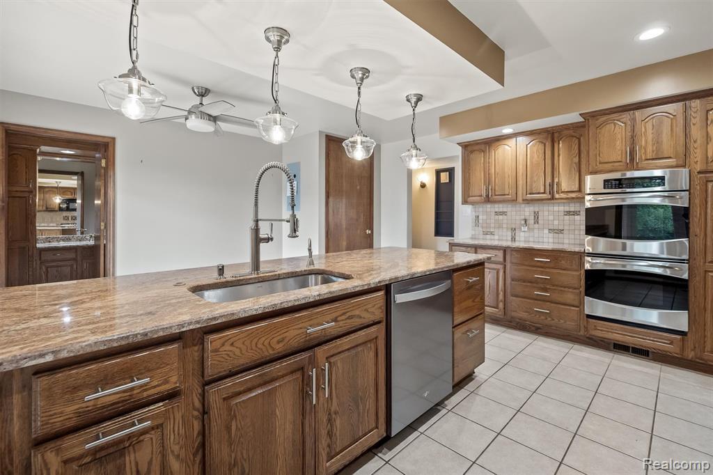Building Photo - 3275 Chickering Ln