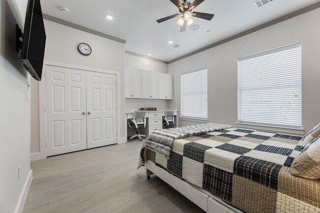 Building Photo - 3516 Noah St