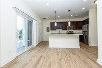 Building Photo - Luxury 2 Bedroom Apartments – Modern Comfo...