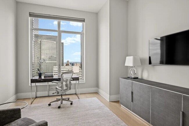 Building Photo - 30 Park Pl