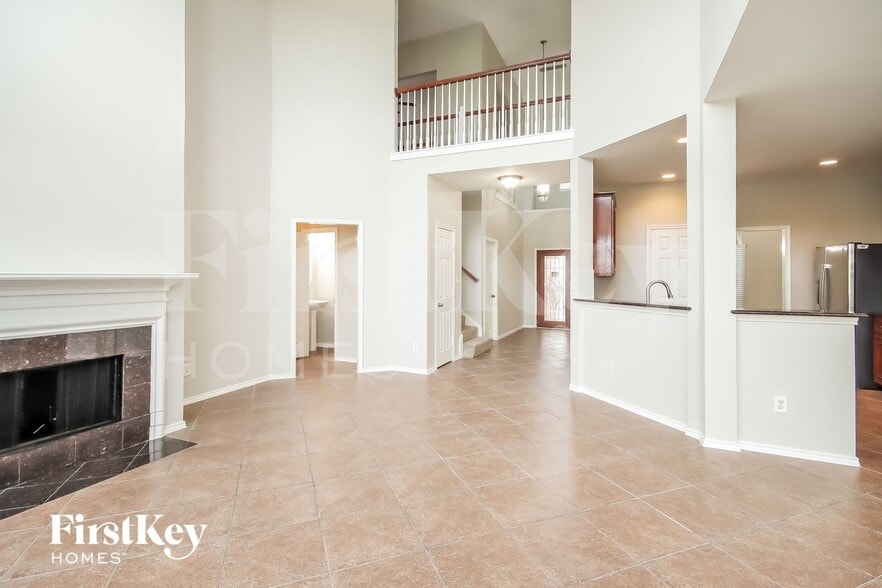 Building Photo - 7407 Pony Creek