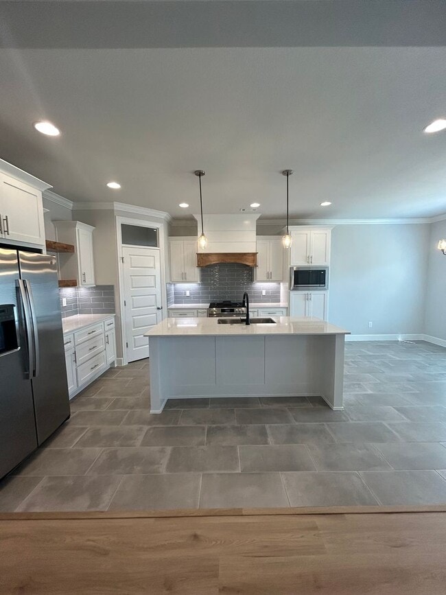 Building Photo - Beautiful Bentonville Home! 4 Bedrooms, 2.5 Bathrooms!!