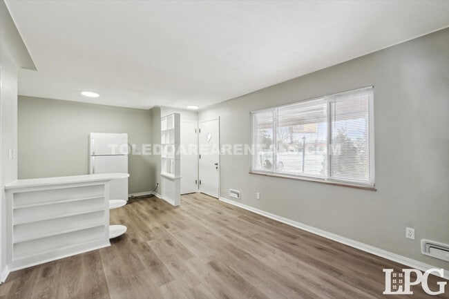 Building Photo - 4225 Harvest Ln