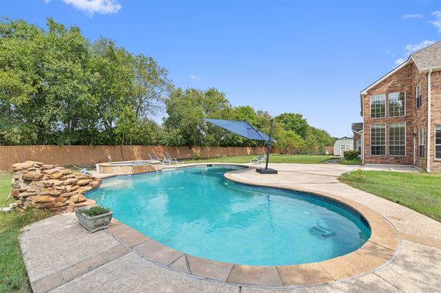 Building Photo - 2011 Teasbend Ln